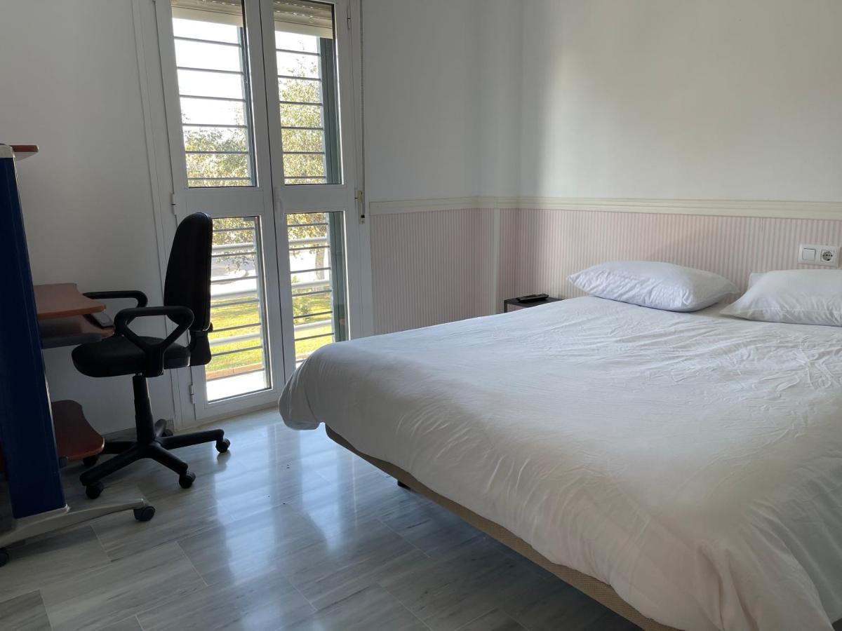Exclusivo Chalet Sevilla. ¡Jardin & Cocina! 阿尔卡拉德瓜代拉 外观 照片